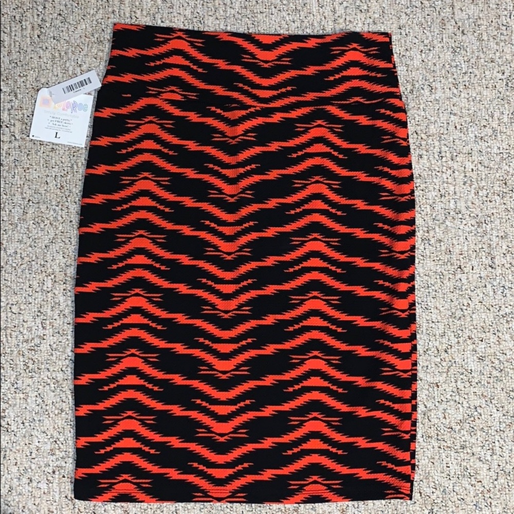 NWT LuLaRoe Cassie Skirt